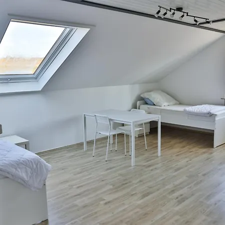 Hoeger Monteurwohnung דירה Steinheim an der Murr